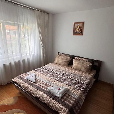 Apartament 3 Camere Otopeni Exterior photo